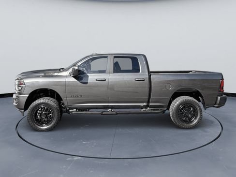 Used 2026 RAM 2500 Big Horn AWD/4WD image 9