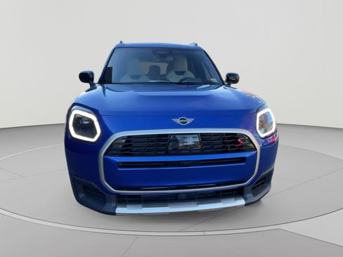 Certified 2025 MINI Cooper Countryman S w/ Comfort Package Max AWD/4WD image 8