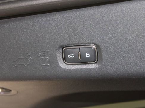 New 2026 Ford Expedition Active image 17