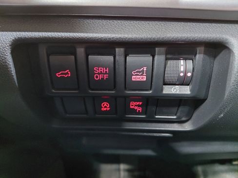 Used 2022 Subaru Forester Premium image 38