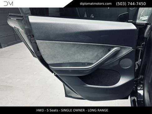 Used 2023 Tesla Model Y Long Range AWD/4WD image 26