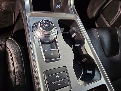 Used 2022 Ford Edge Titanium image 32