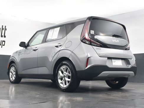 Certified 2023 Kia Soul LX w/ LX Technology Package image 28