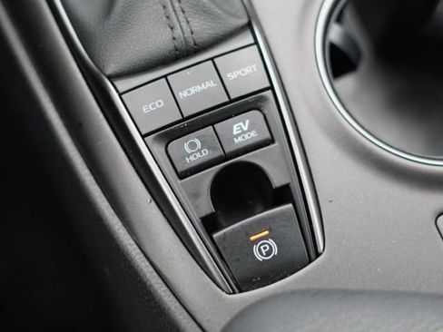 Certified 2023 Toyota Camry SE w/ Cold Weather Package image 28