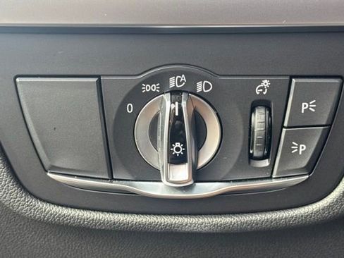 Certified 2024 BMW X4 xDrive30i image 14