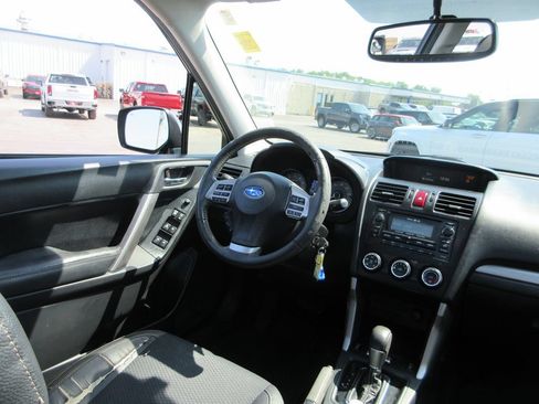 Used 2015 Subaru Forester 2.0XT Premium AWD/4WD image 23