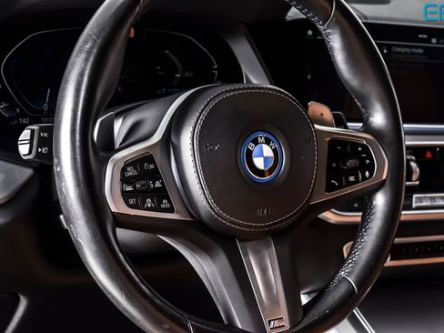 Used 2023 BMW X5 xDrive50e AWD/4WD image 18