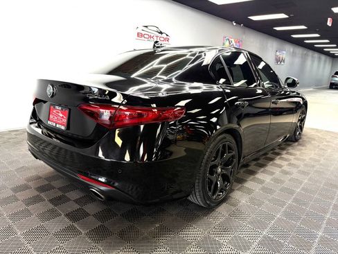 Used 2021 Alfa Romeo Giulia Sprint w/ Nero Edizione RWD image 14