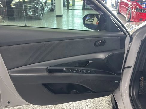 Used 2023 Hyundai Elantra N FWD image 19