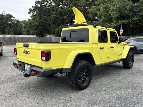 Used 2023 Jeep Gladiator Mojave w/ Trailer Tow Package AWD/4WD image 5