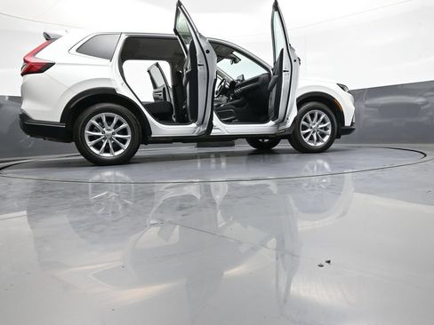 Certified 2024 Honda CR-V EX image 48