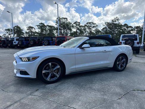 Used 2017 Ford Mustang Convertible w/ Equipment Group 051A RWD image 7