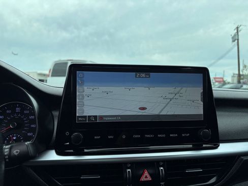 Used 2023 Kia Forte GT-Line w/ GT-Line Technology Package image 20