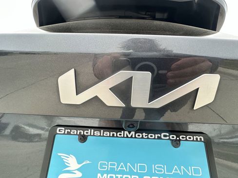 Used 2022 Kia Sorento SX FWD image 32