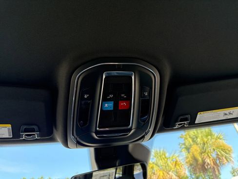 New 2025 Jeep Grand Cherokee Laredo image 28