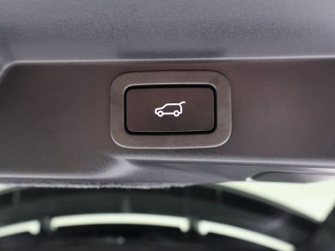 Used 2022 Land Rover Range Rover Sport HSE Silver Edition image 18