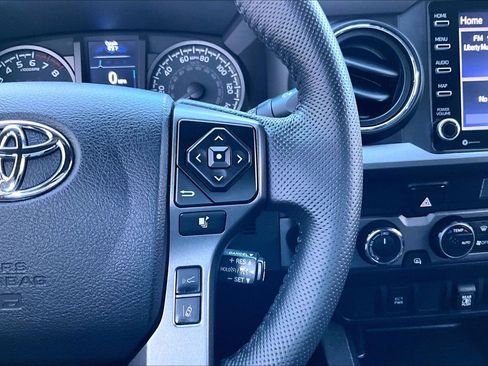 Used 2023 Toyota Tacoma TRD Sport AWD/4WD image 20