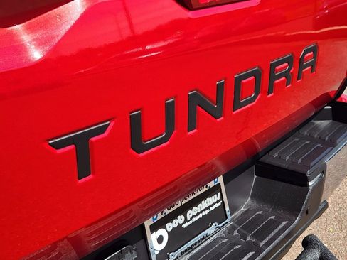 Used 2025 Toyota Tundra SR5 w/ TRD Off-Road Package AWD/4WD image 31