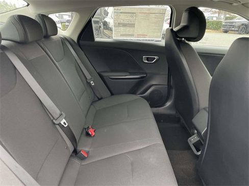 New 2026 Kia K4 LXS image 21