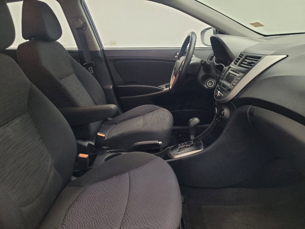 Used 2017 Hyundai Accent SE FWD image 21