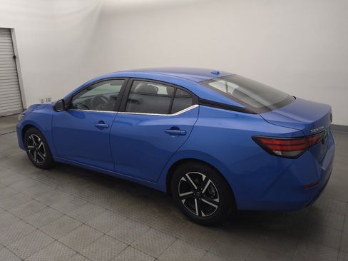 Used 2025 Nissan Sentra SV FWD image 3