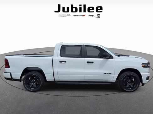 New 2026 RAM 1500 Express AWD/4WD image 33