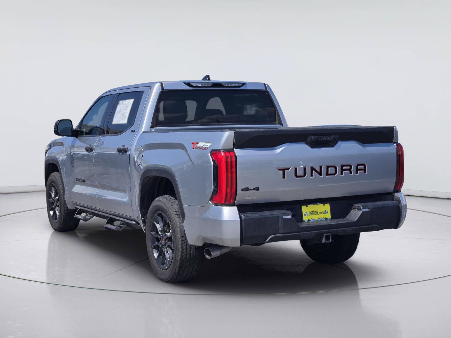 Used 2022 Toyota Tundra SR5 AWD/4WD image 6