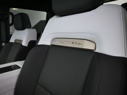 New 2025 GMC Hummer EV 2X image 18