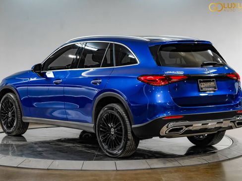 Used 2026 Mercedes-Benz GLC 300 w/ Winter Package image 12