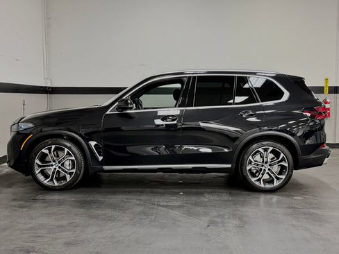 Used 2026 BMW X5 xDrive50e AWD/4WD image 9