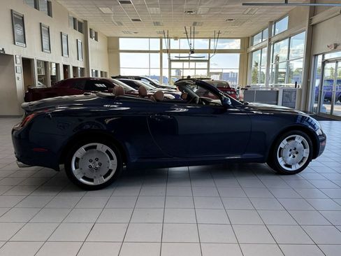 Used 2004 Lexus SC 430 Convertible RWD image 8