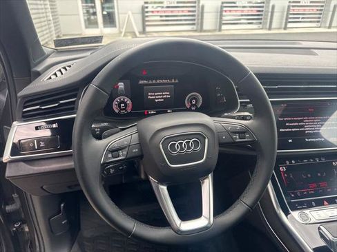Certified 2024 Audi Q7 3.0T Prestige AWD/4WD image 36