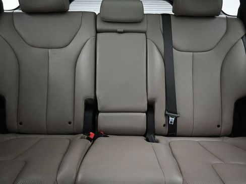 Used 2019 Hyundai Santa Fe Limited AWD/4WD image 29