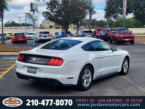 Used 2022 Ford Mustang Coupe RWD image 5