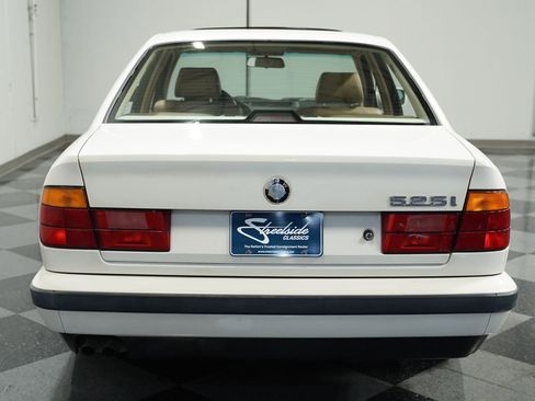 Used 1989 BMW 525i Sedan image 9