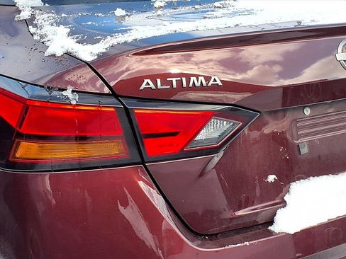 Used 2024 Nissan Altima 2.5 SV image 46