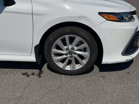 Used 2023 Toyota Camry LE AWD/4WD image 9
