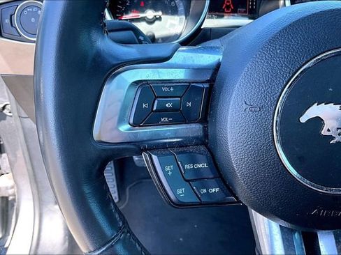 Used 2022 Ford Mustang GT RWD image 10