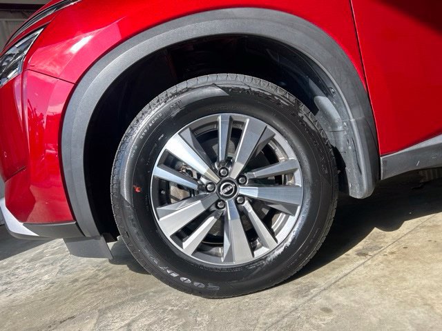 Used 2024 Nissan Pathfinder SL AWD/4WD image 10