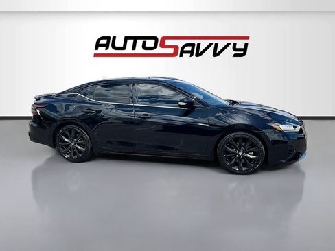 Used 2021 Nissan Maxima SR w/ Sport Mat Group FWD image 8