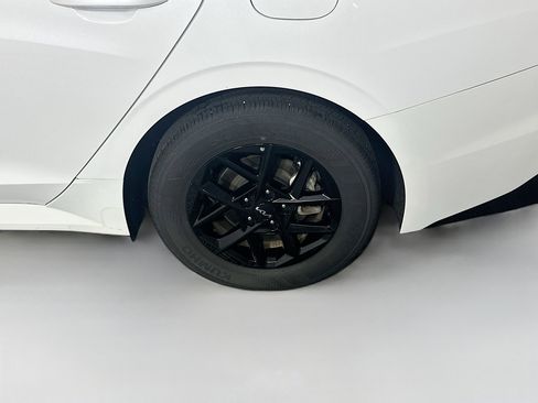 Used 2025 Kia K5 LXS image 11