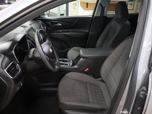 Used 2023 Chevrolet Equinox LT image 9