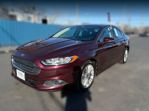 Used 2013 Ford Fusion SE image 3