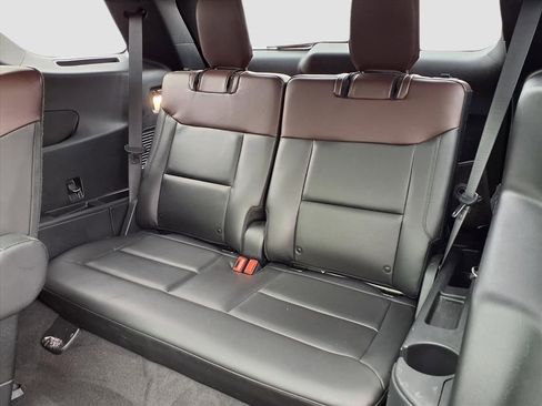 Used 2022 Ford Explorer Platinum w/ Equipment Group 601A image 36