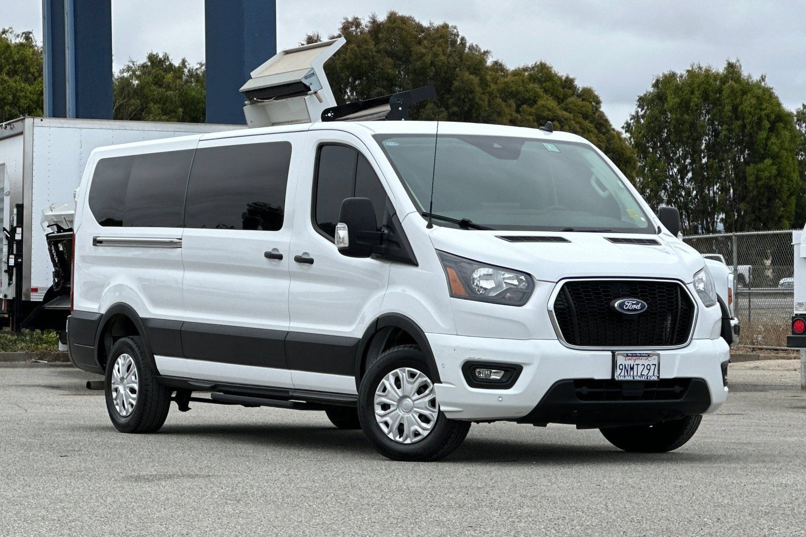 Used 2023 Ford Transit 350 XLT RWD image 2