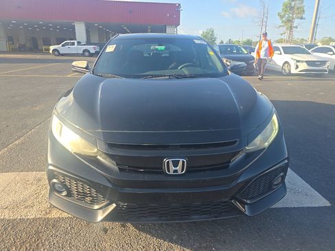 Used 2018 Honda Civic EX image 2