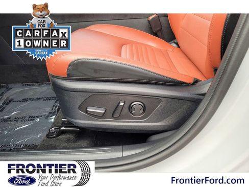 Used 2024 Kia Sportage SX image 13