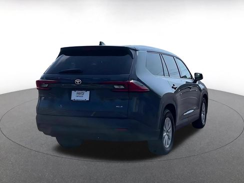 Used 2025 Toyota Grand Highlander FWD image 10