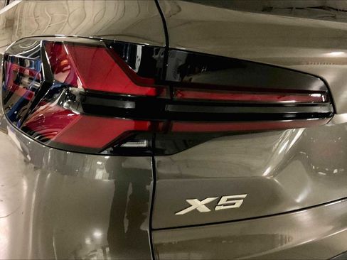 New 2026 BMW X5 xDrive40i w/ Premium Package image 14
