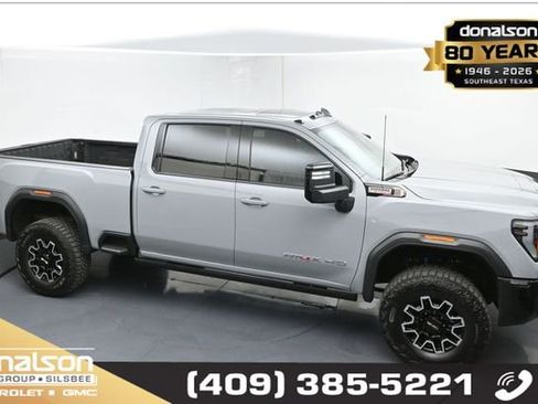 Used 2024 GMC Sierra 2500 AT4X image 17